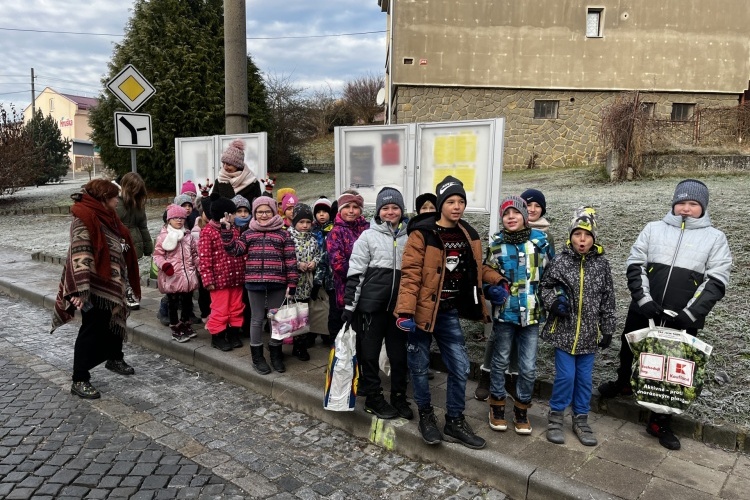 Jak děti ZŠ navštívili Klubíčko Lovčice