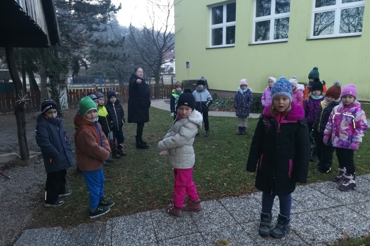 Zima klepe na dveře 