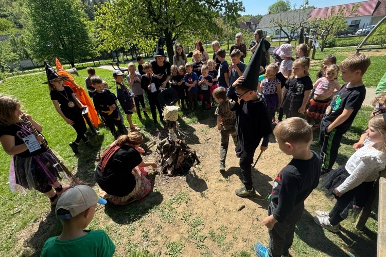 PÁLENÍ ČARODĚJNIC 