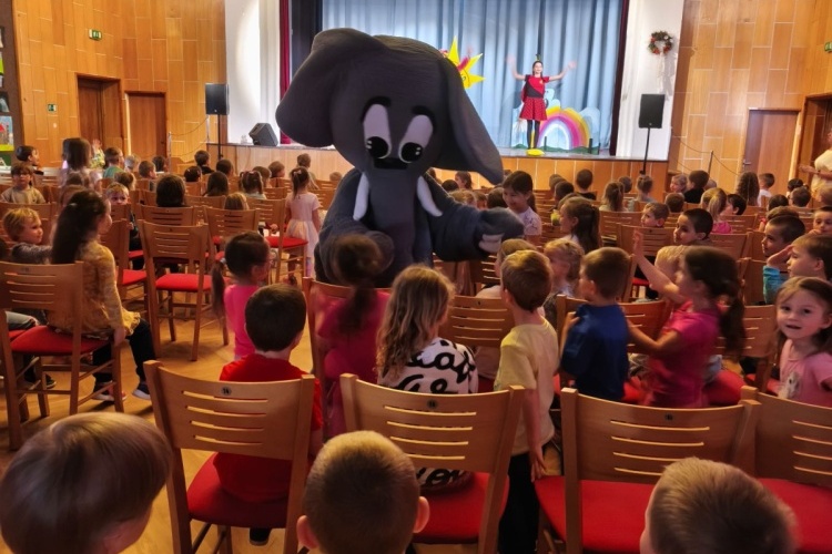 Veseluška a kamarádi