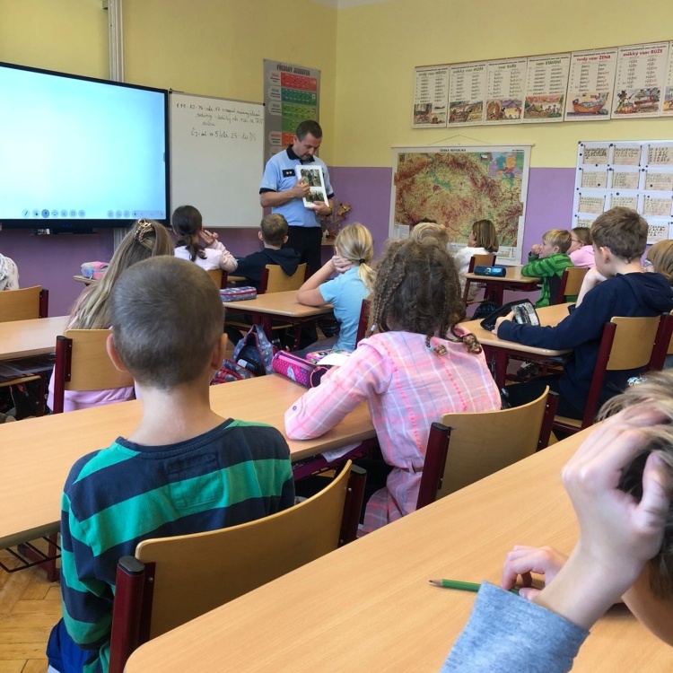 Čvrťáci na dopravce